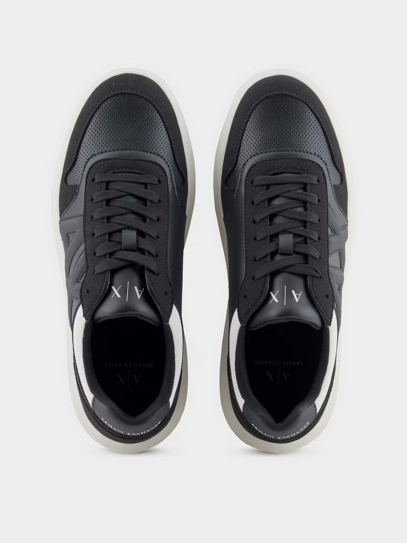 Кроссовки Armani Exchange модель XUX220-XV858-K599 Фото