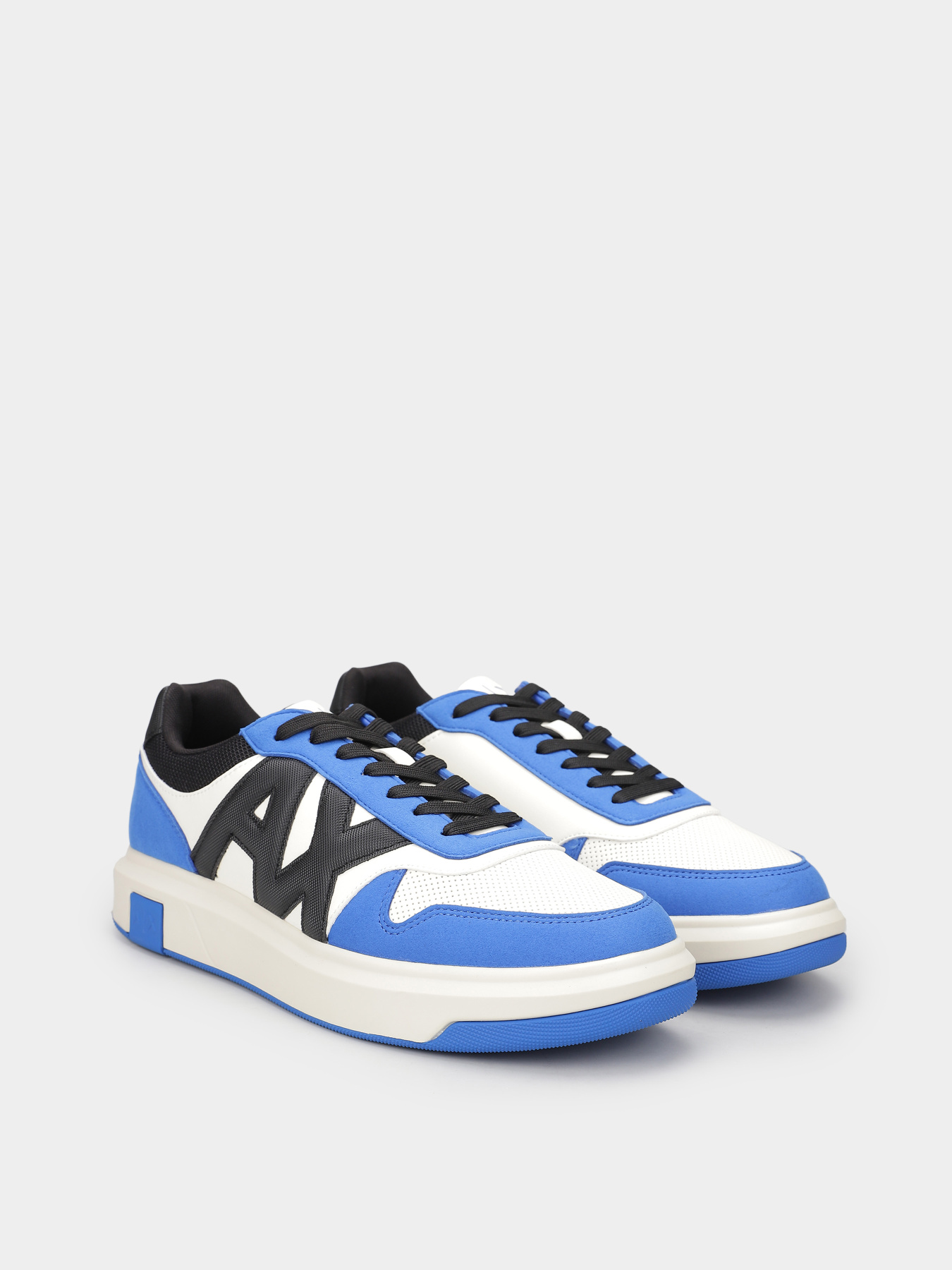 Кроссовки повседневные Armani Exchange модель XUX220-XV858-U180 Фото