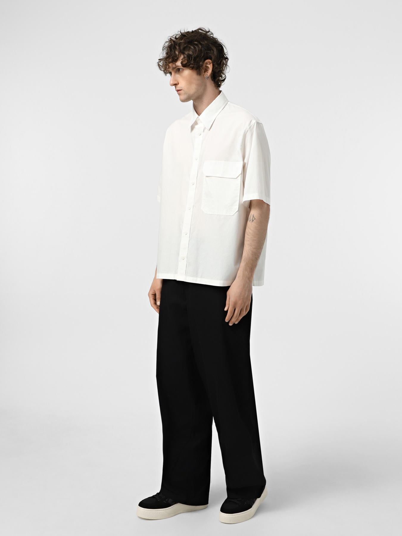 Кеды низкие Armani Exchange модель XUX262-XV955-00002 Фото