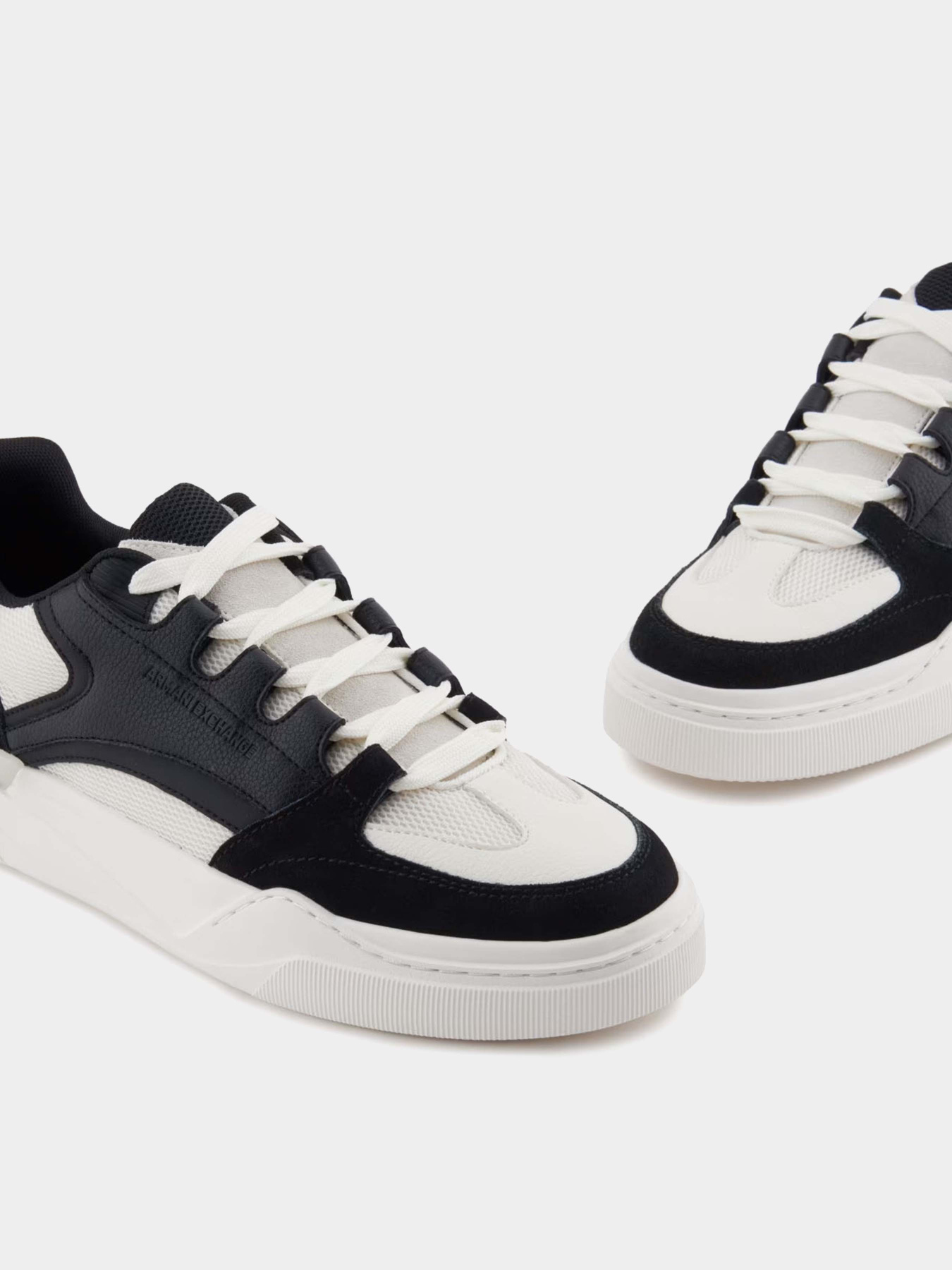 Кеды низкие Armani Exchange модель XUX259-XV953-N814 Фото