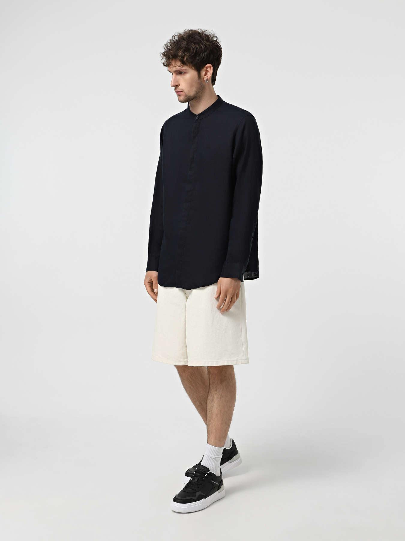 Кроссовки Armani Exchange модель XUX219-XV857-K001 Фото