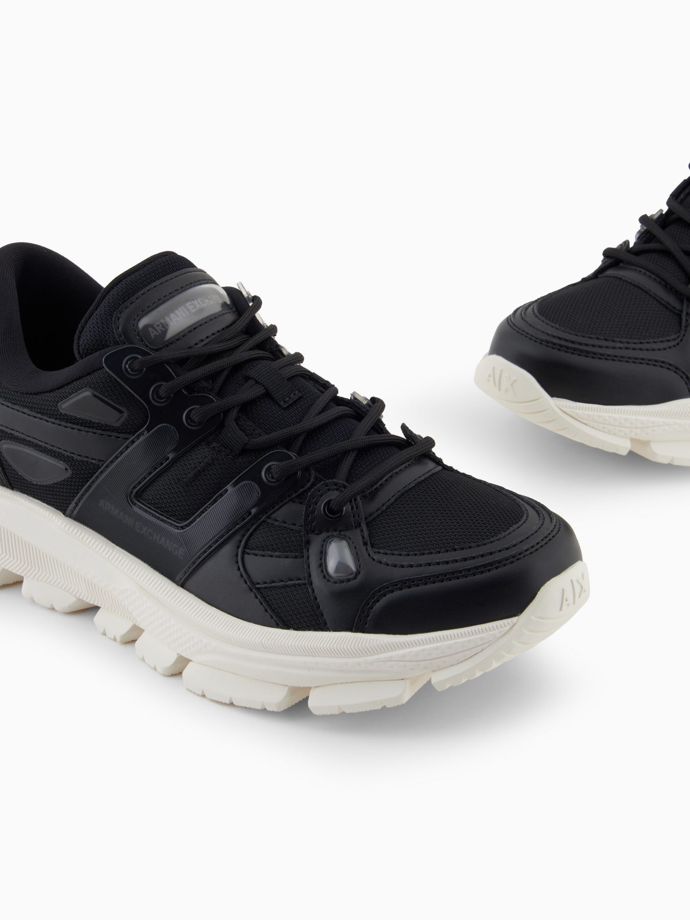 Кроссовки повседневные Armani Exchange модель XM001678-AF19226-UC001 Фото