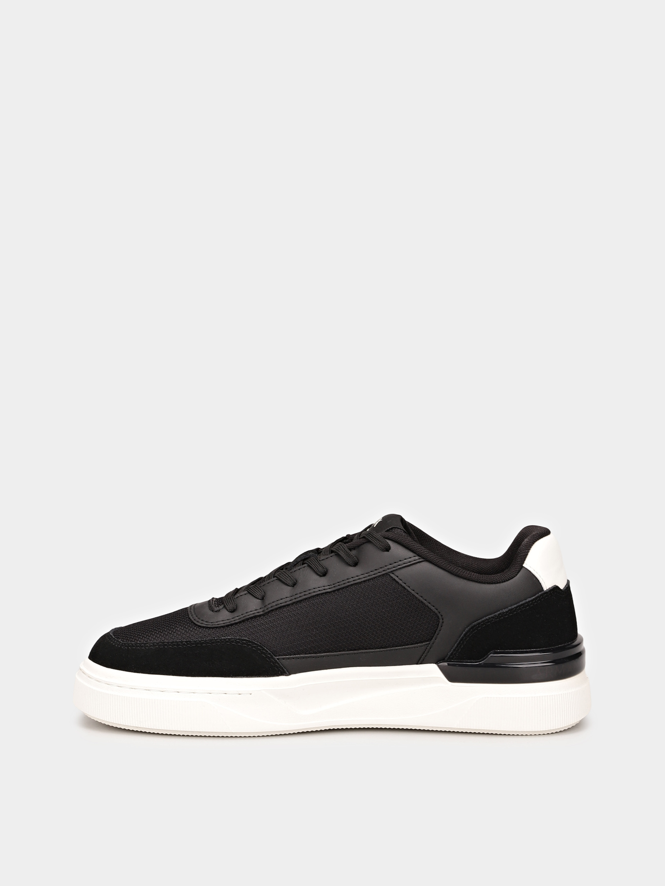 Кеды Armani Exchange модель XM001968-AF19439-UC001 Фото