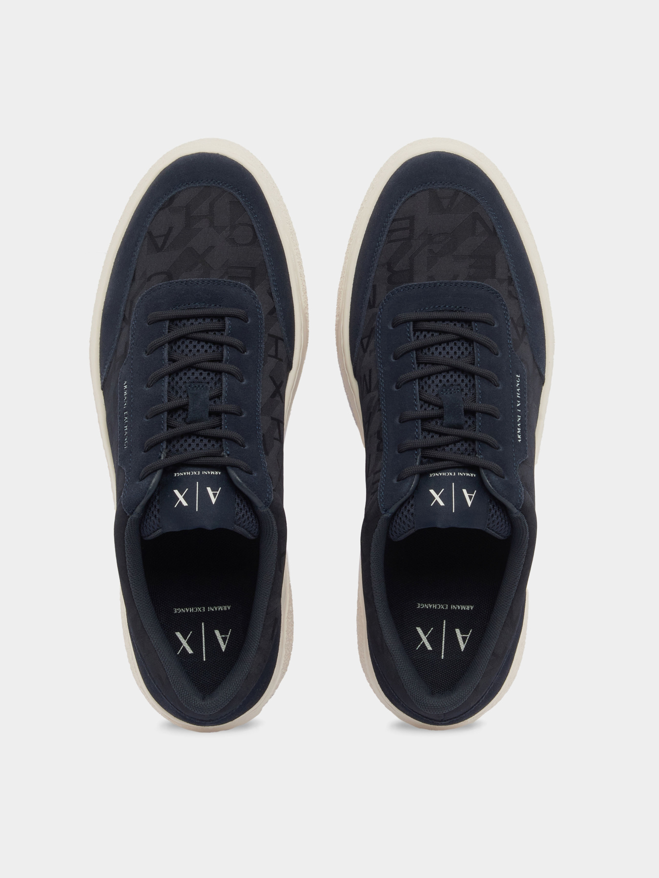 Кеды низкие Armani Exchange модель XM002626-AF24947-ZB004 Фото