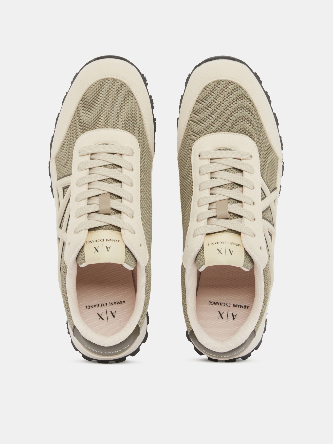 Armani Exchange модель XM001960-AF19388-MZ755 Фото