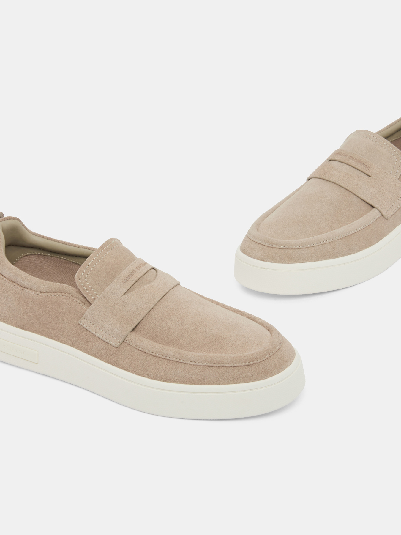 Armani Exchange модель XM002632-AF19687-Z1030 Фото