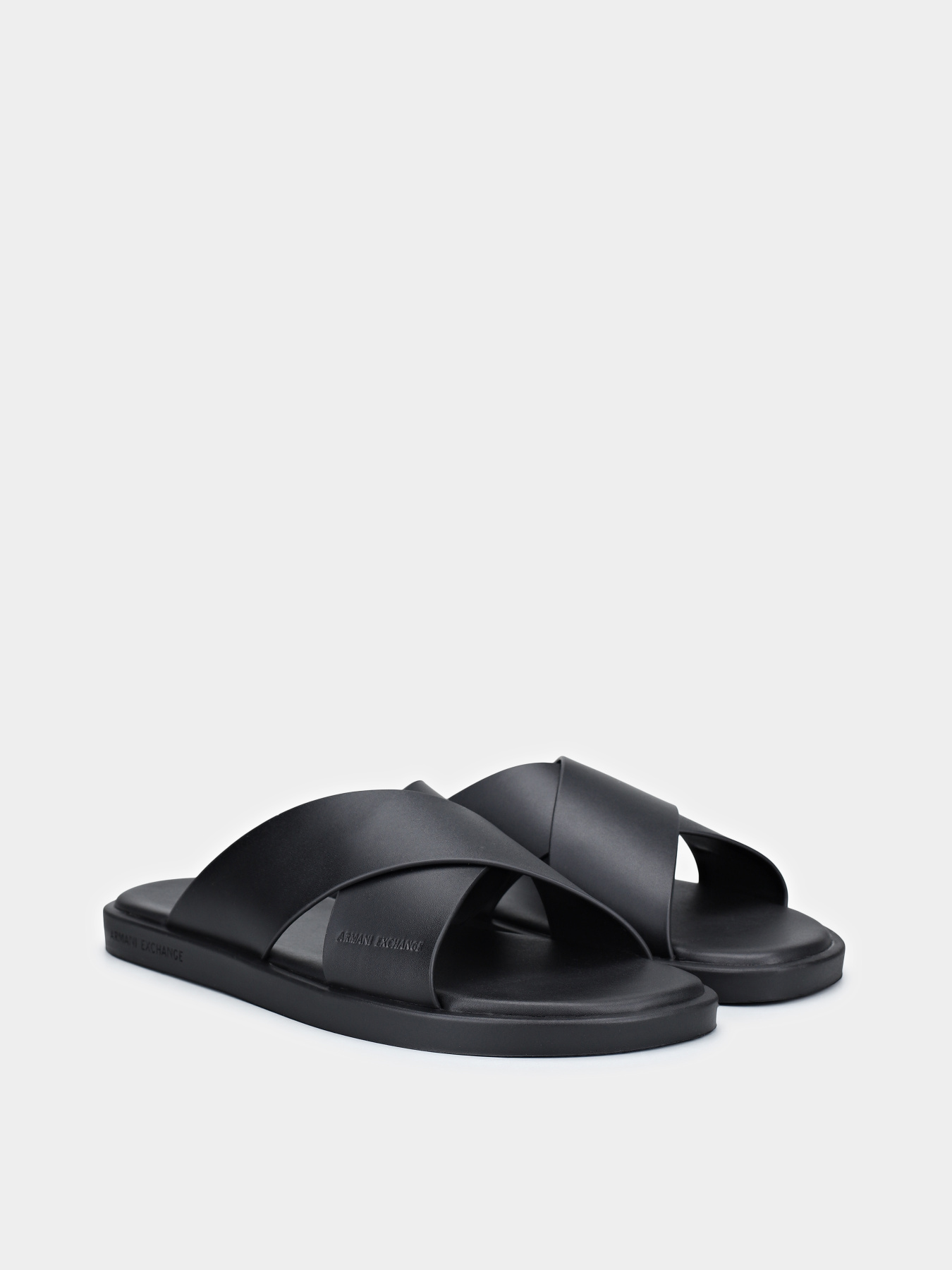 Шлёпанцы Armani Exchange модель XM002619-AF10848-UC001 Фото