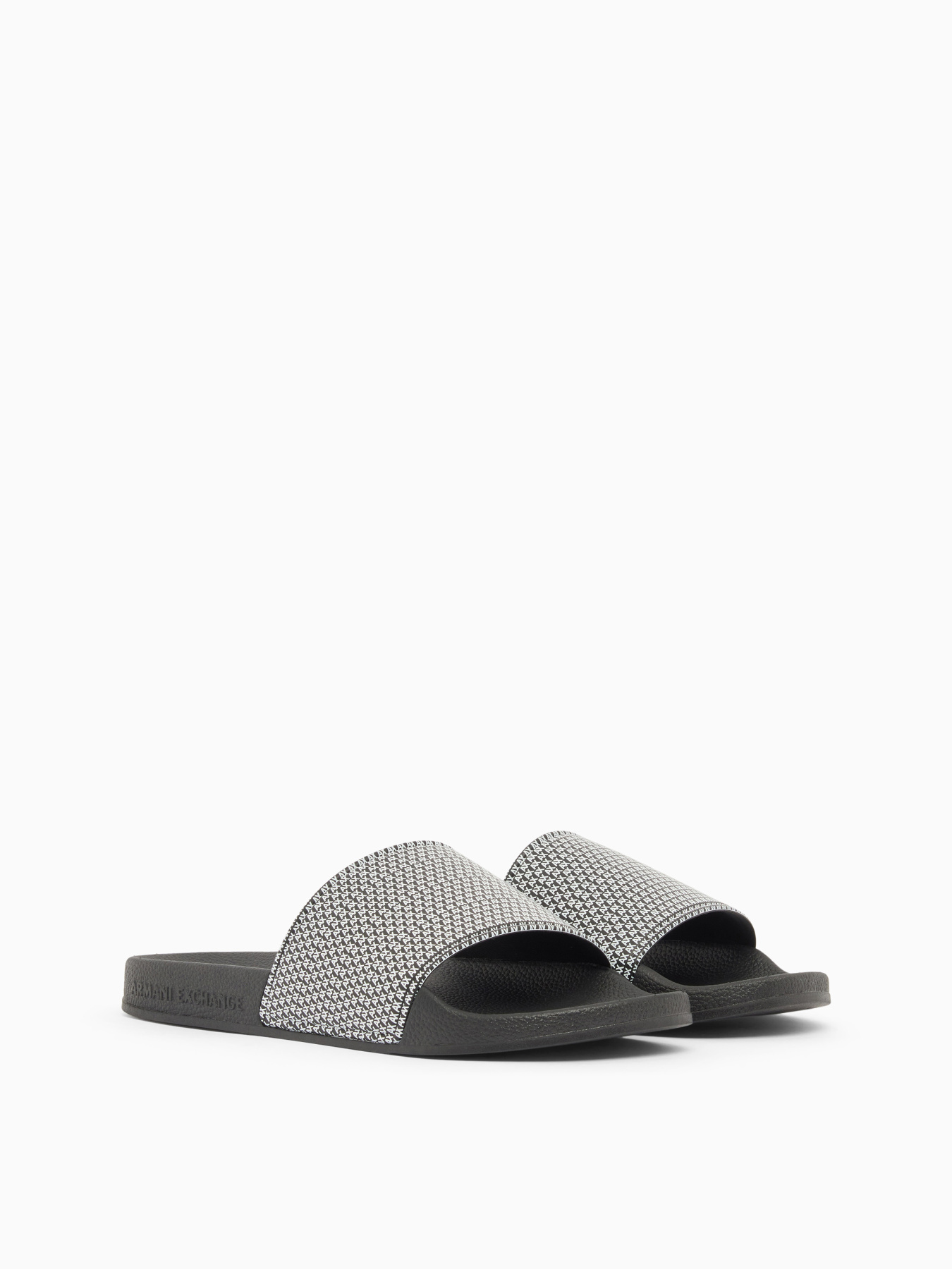 Шлёпанцы Armani Exchange модель XM002886-AF24948-MC562 Фото