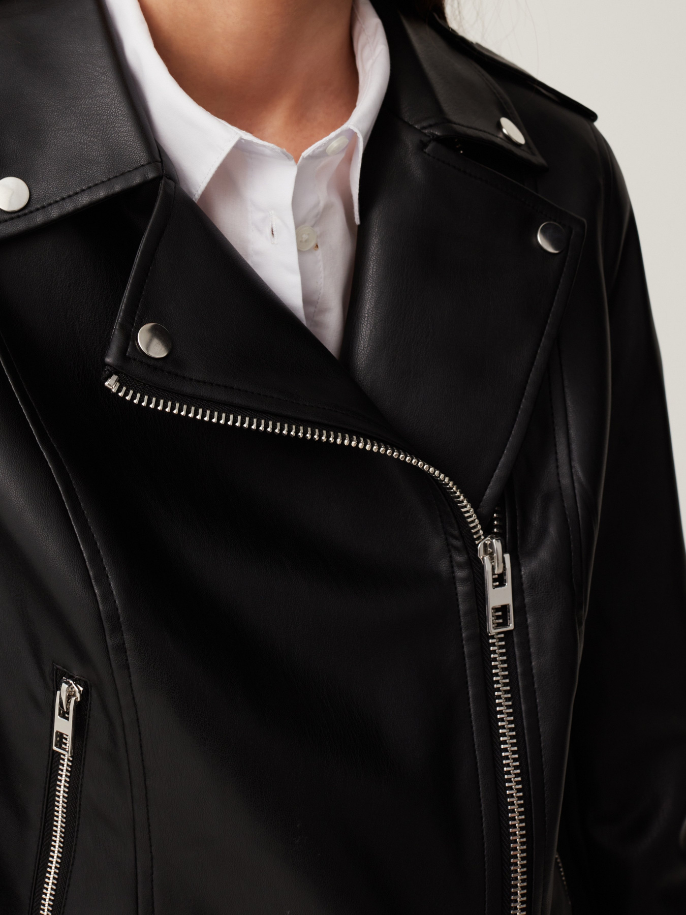 Шкіряна куртка OVS модель 1687473 Фото