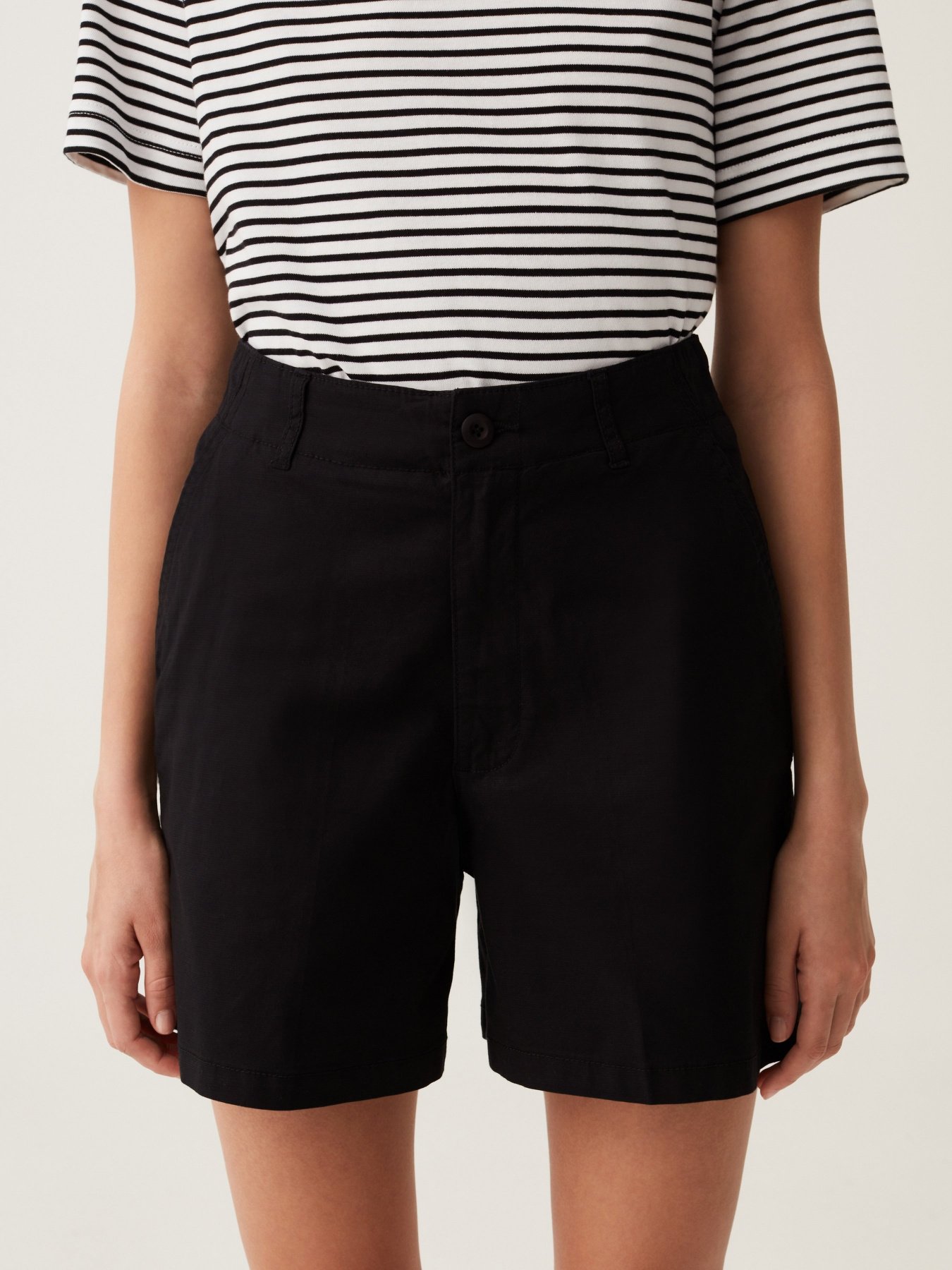 Повсякденні шорти OVS модель 1761117 Повсякденні шорти OVS модель 1761117 Фото