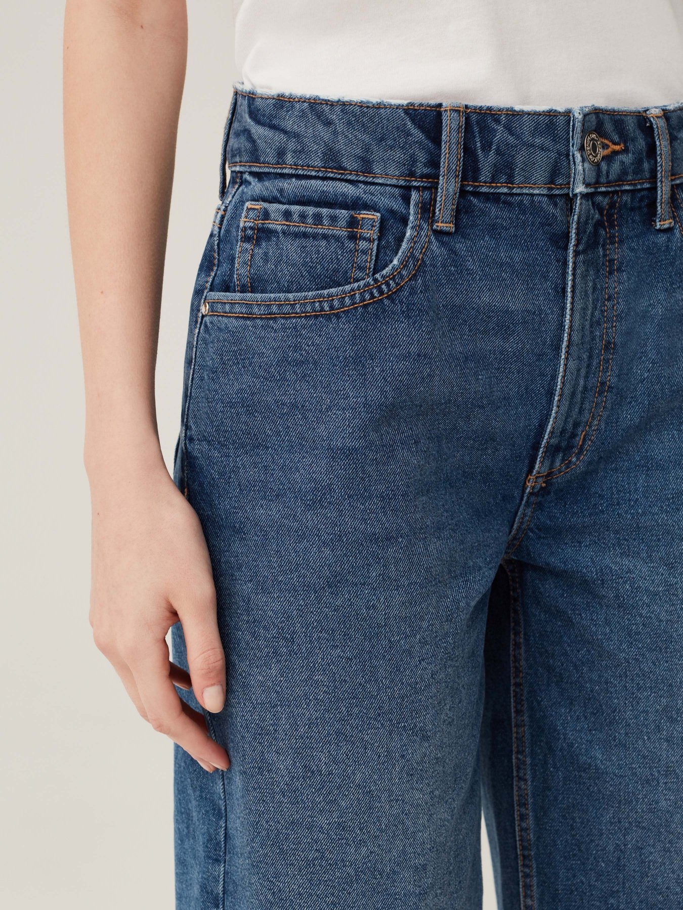 Джинсові шорти OVS модель 1788576 Фото