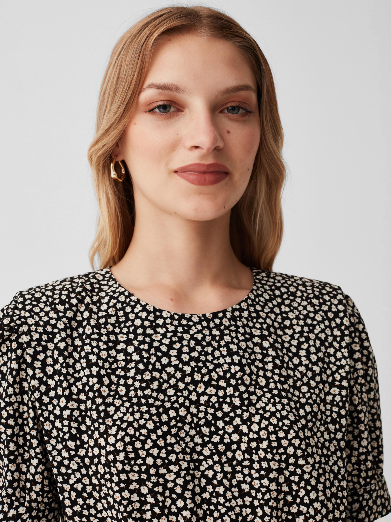 Платье мини OVS модель 1818474 Фото