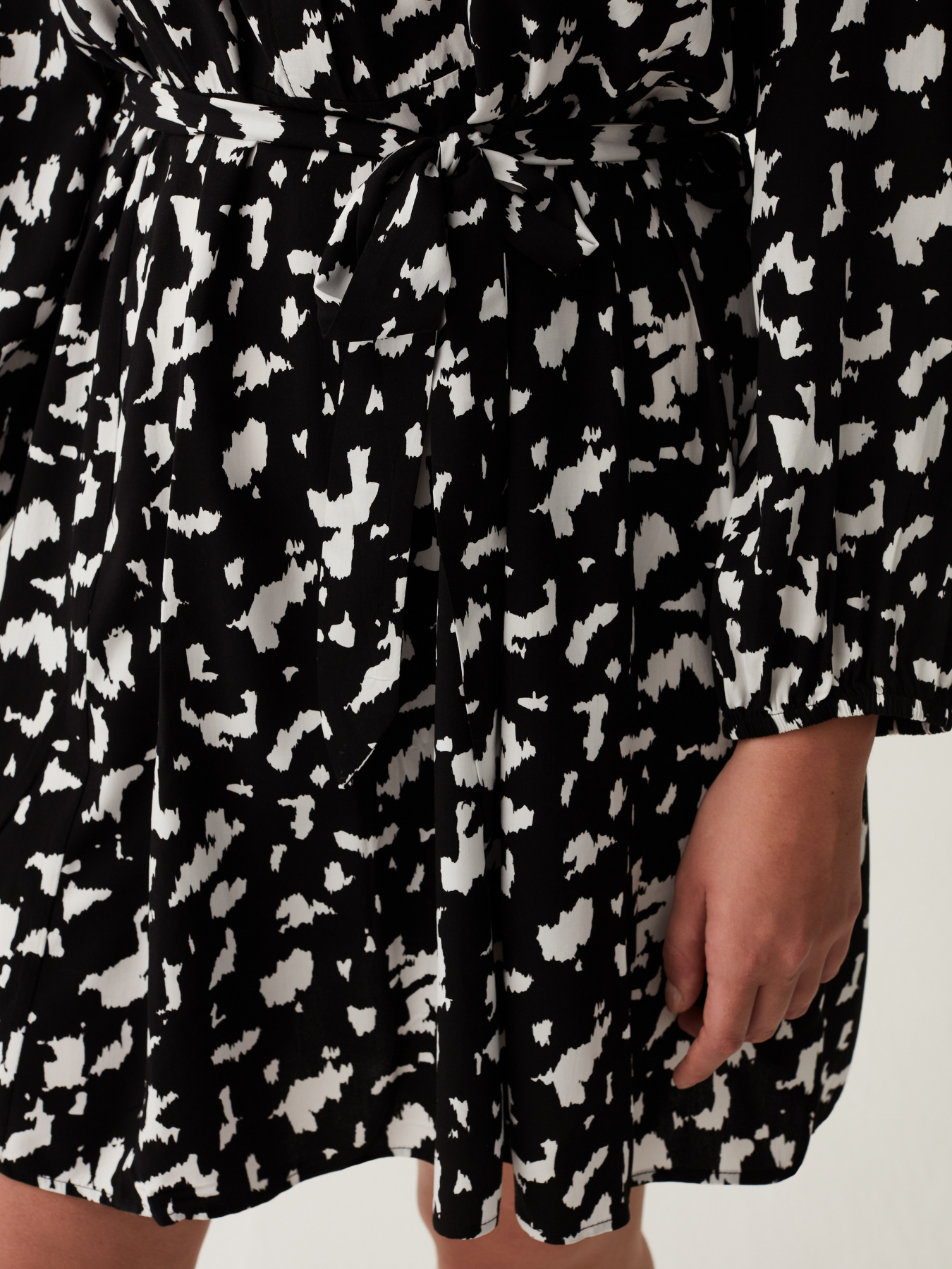 Сукня міні OVS Модель 1821906 Фото