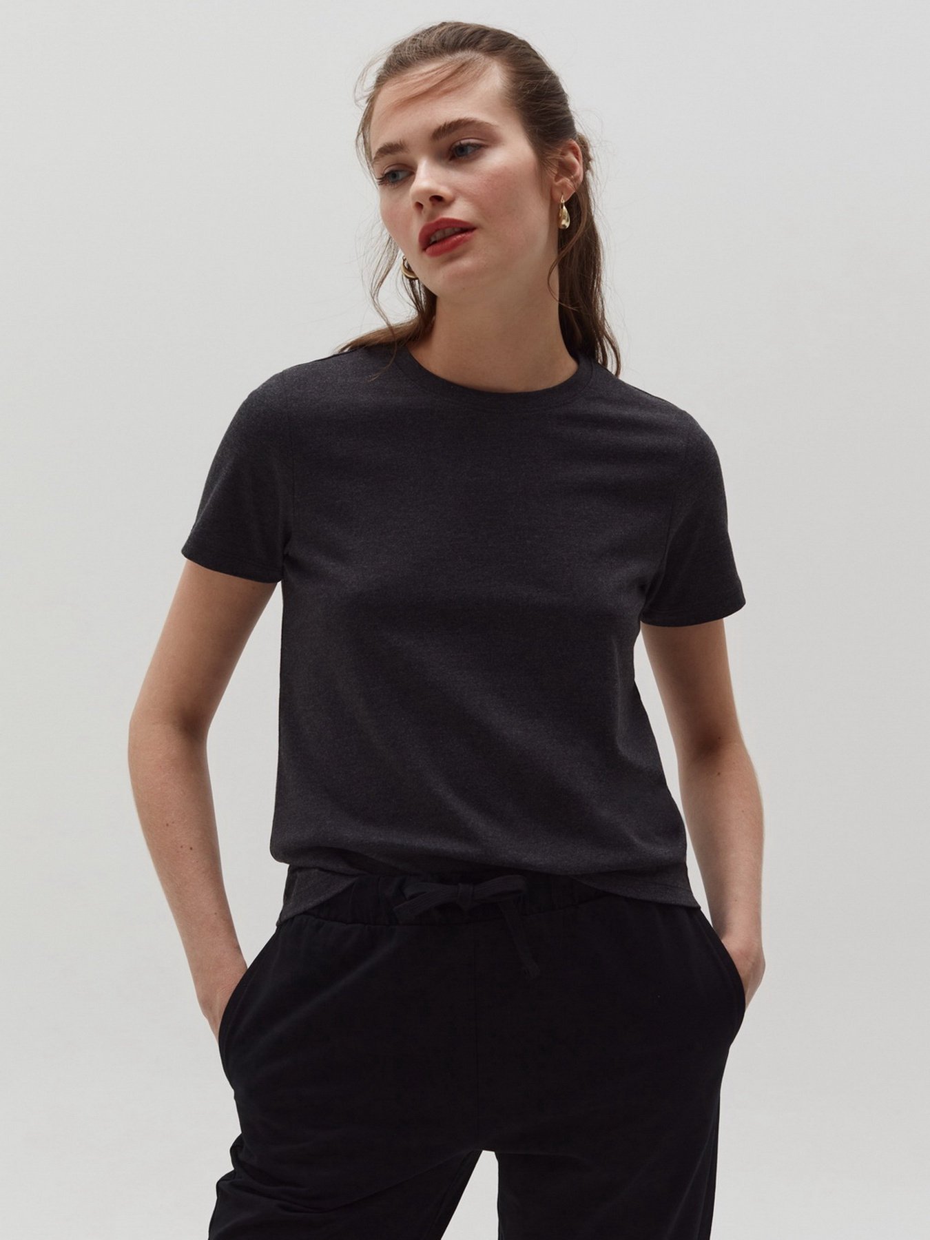 Футболка OVS модель 1326095 Фото