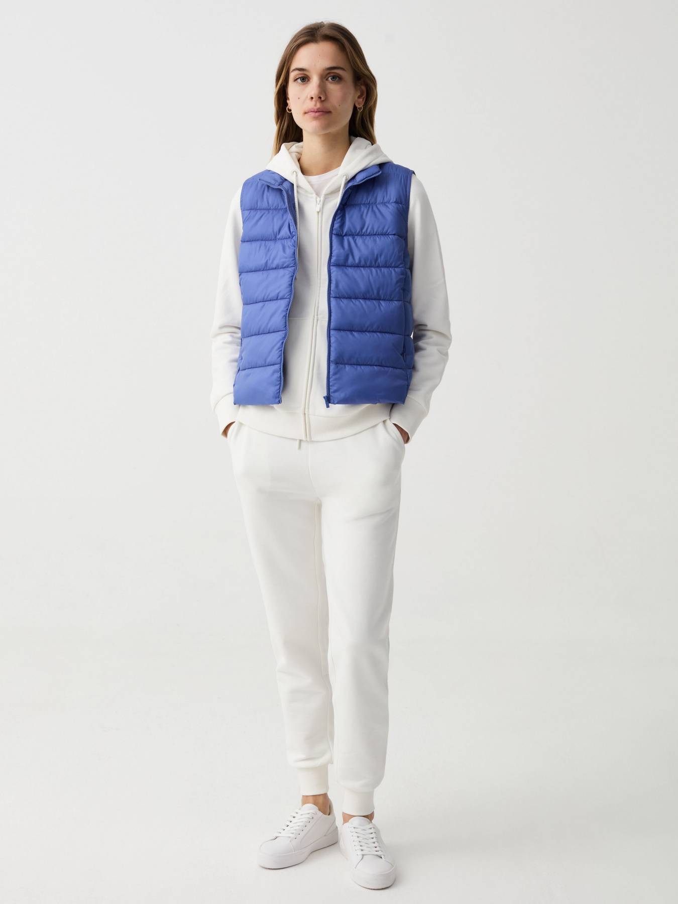 Утеплений жилет OVS модель 1938865 Утеплений жилет OVS модель 1938865 Фото