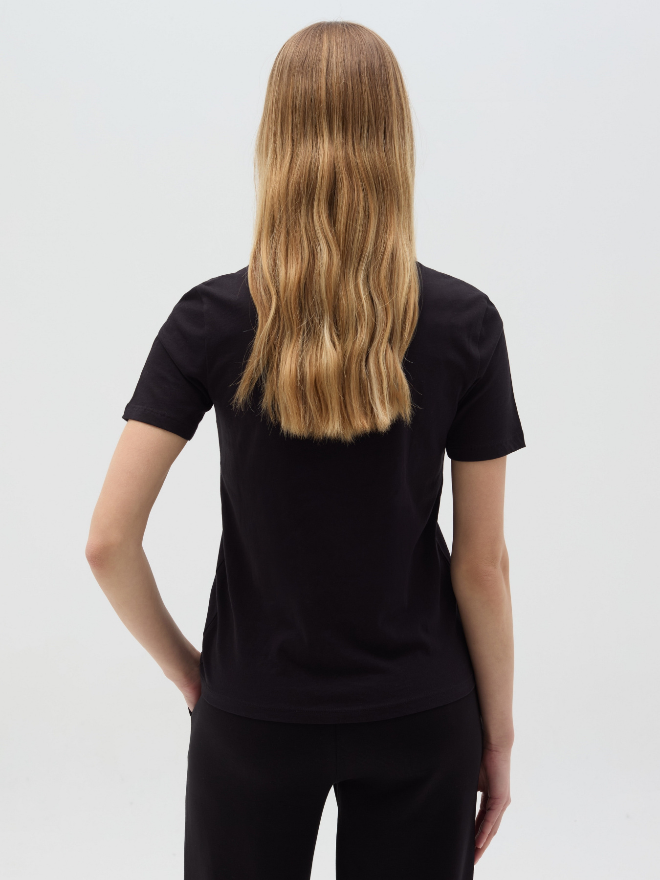 Футболка OVS модель 2256371 Фото