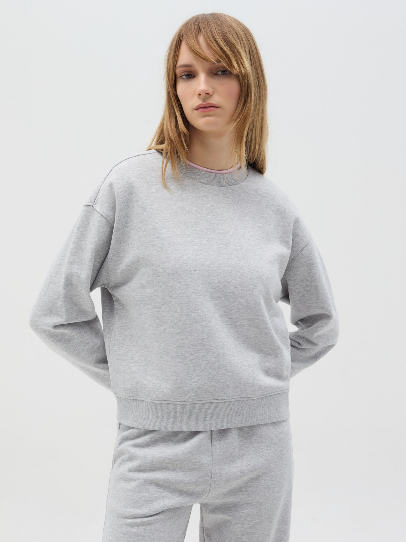 Свитшот OVS модель 2256528 Фото