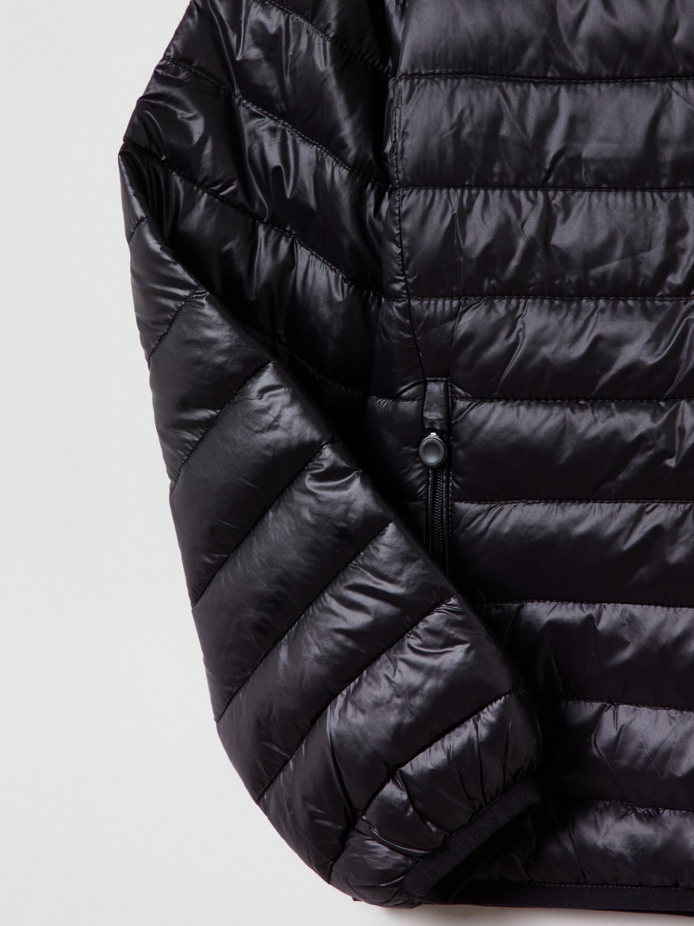 Демисезонная куртка OVS модель 1682112 Фото