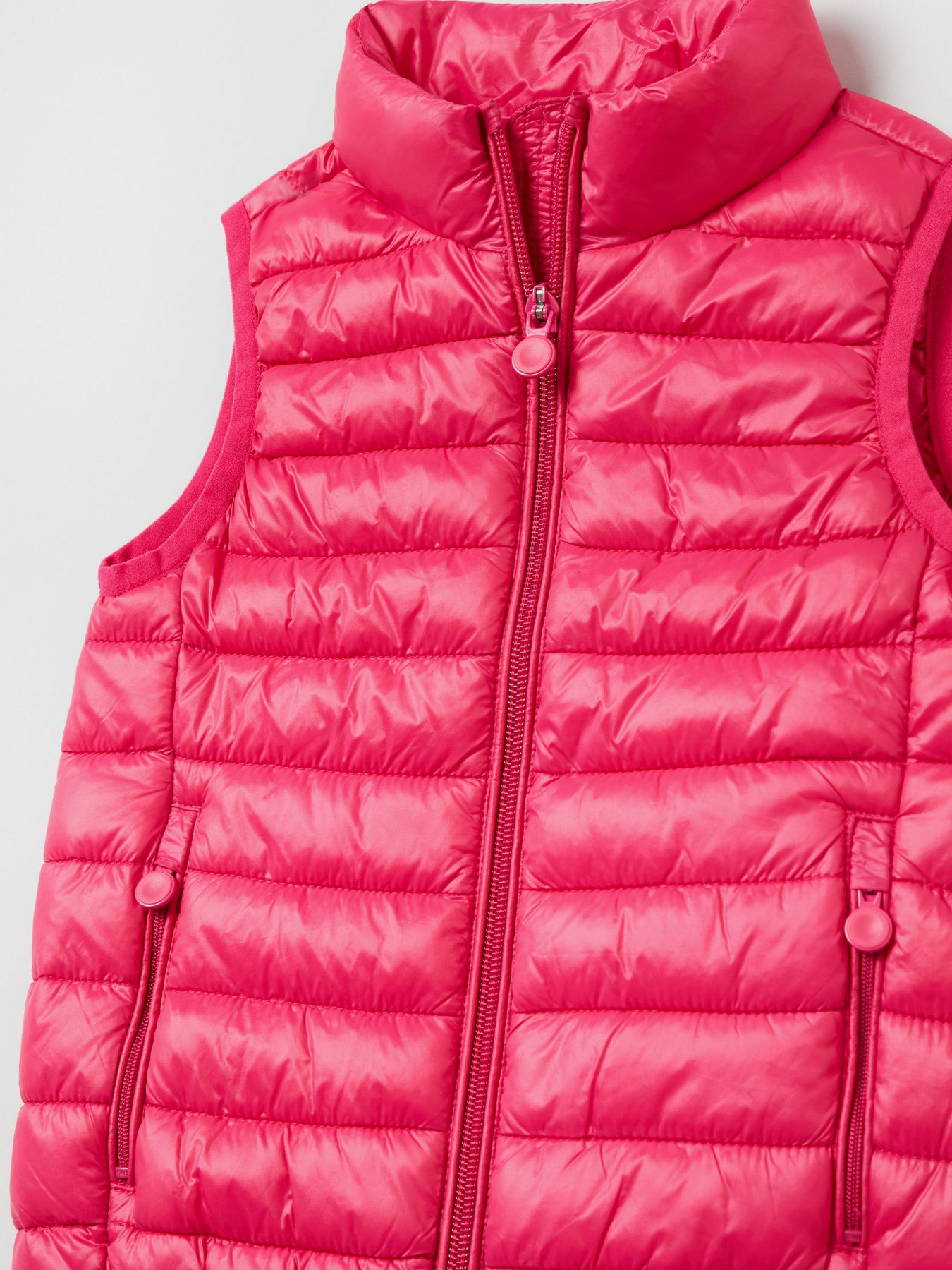 Утеплений жилет OVS модель 1682403 Фото