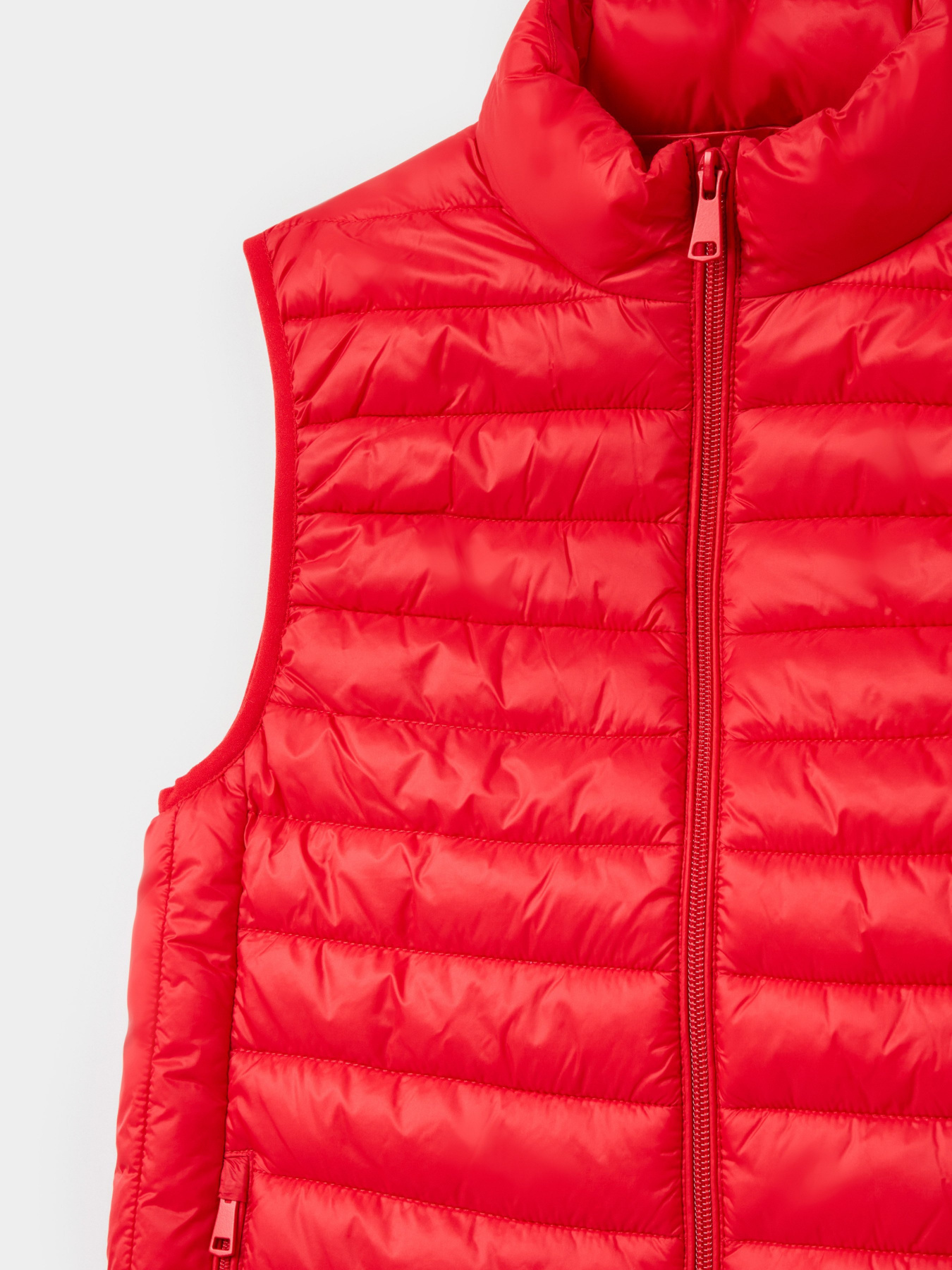 Утепленный жилет OVS модель 1682206 Фото