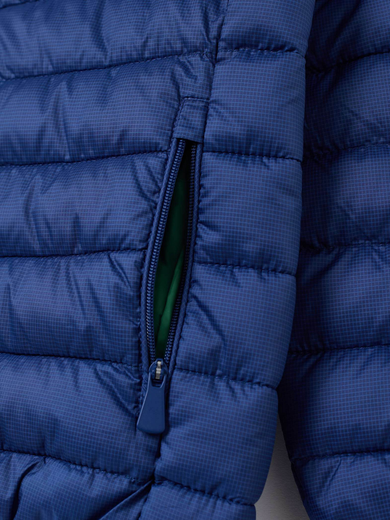 Демісезонна куртка OVS модель 2064022 Фото