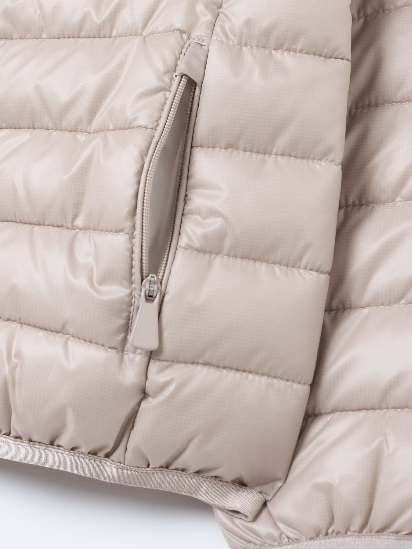 Демисезонная куртка OVS модель 2064391 Фото