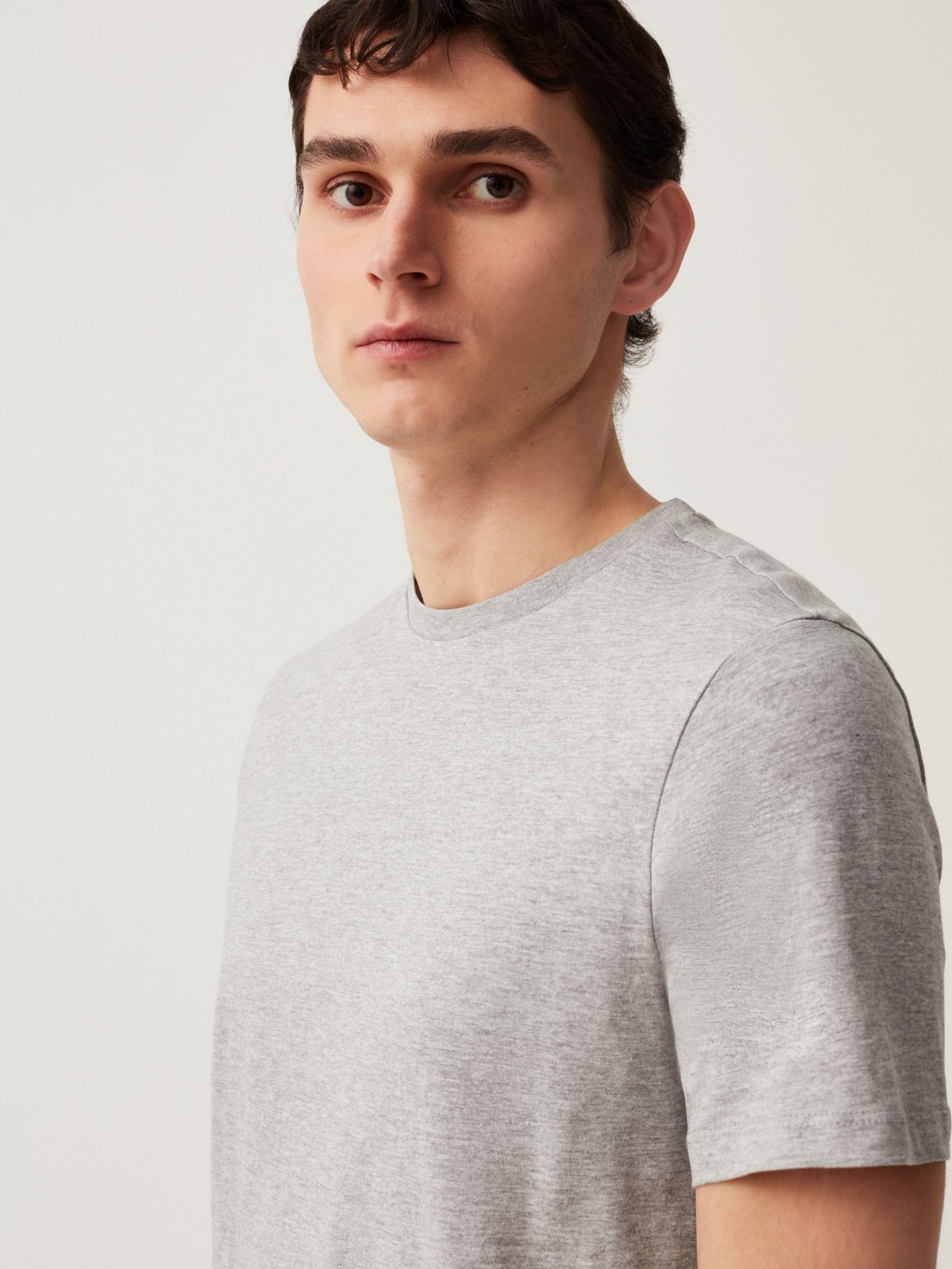 Футболка OVS модель 1688642 Футболка OVS модель 1688642 Фото