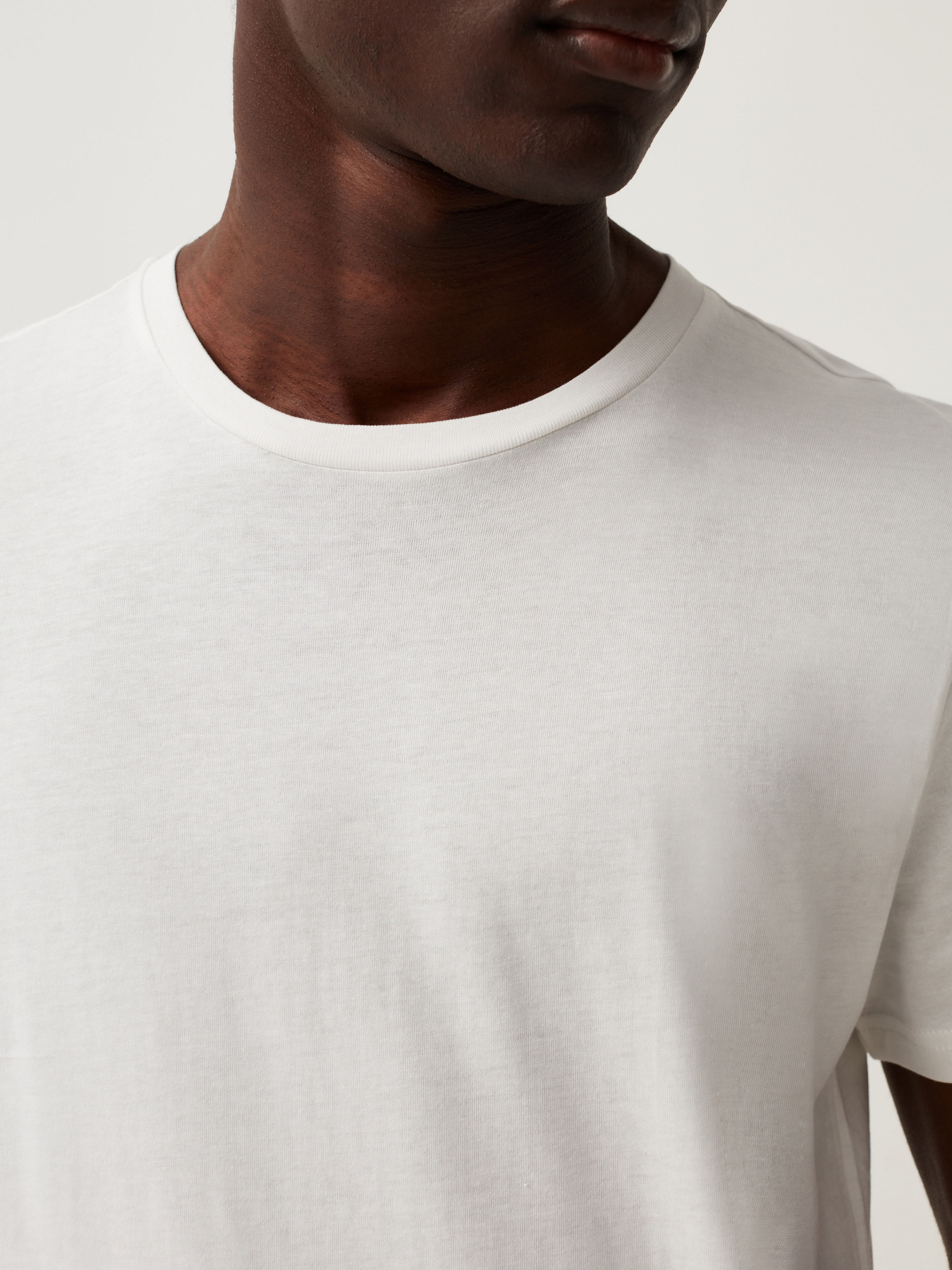 Футболка OVS модель 1688652 Фото