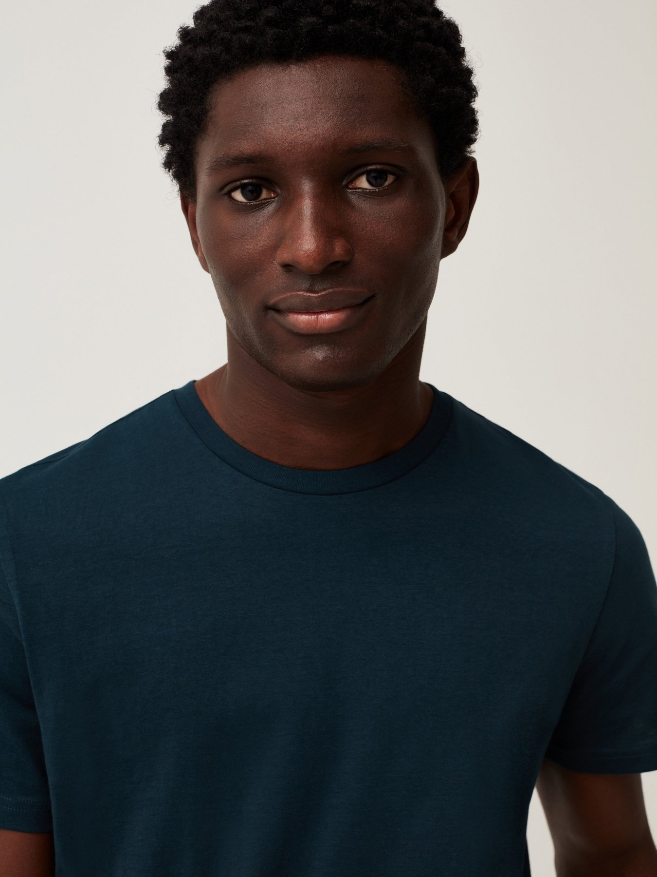 Футболка OVS модель 1688667 Фото