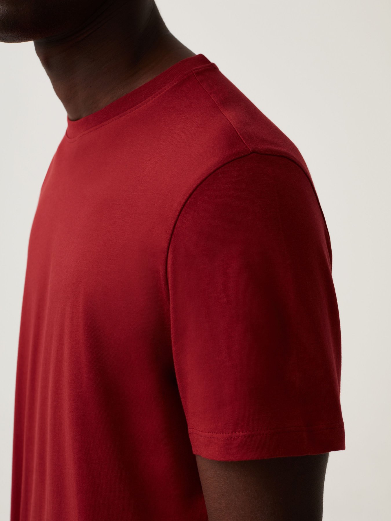 Футболка OVS модель 1715992 Футболка OVS модель 1715992 Фото