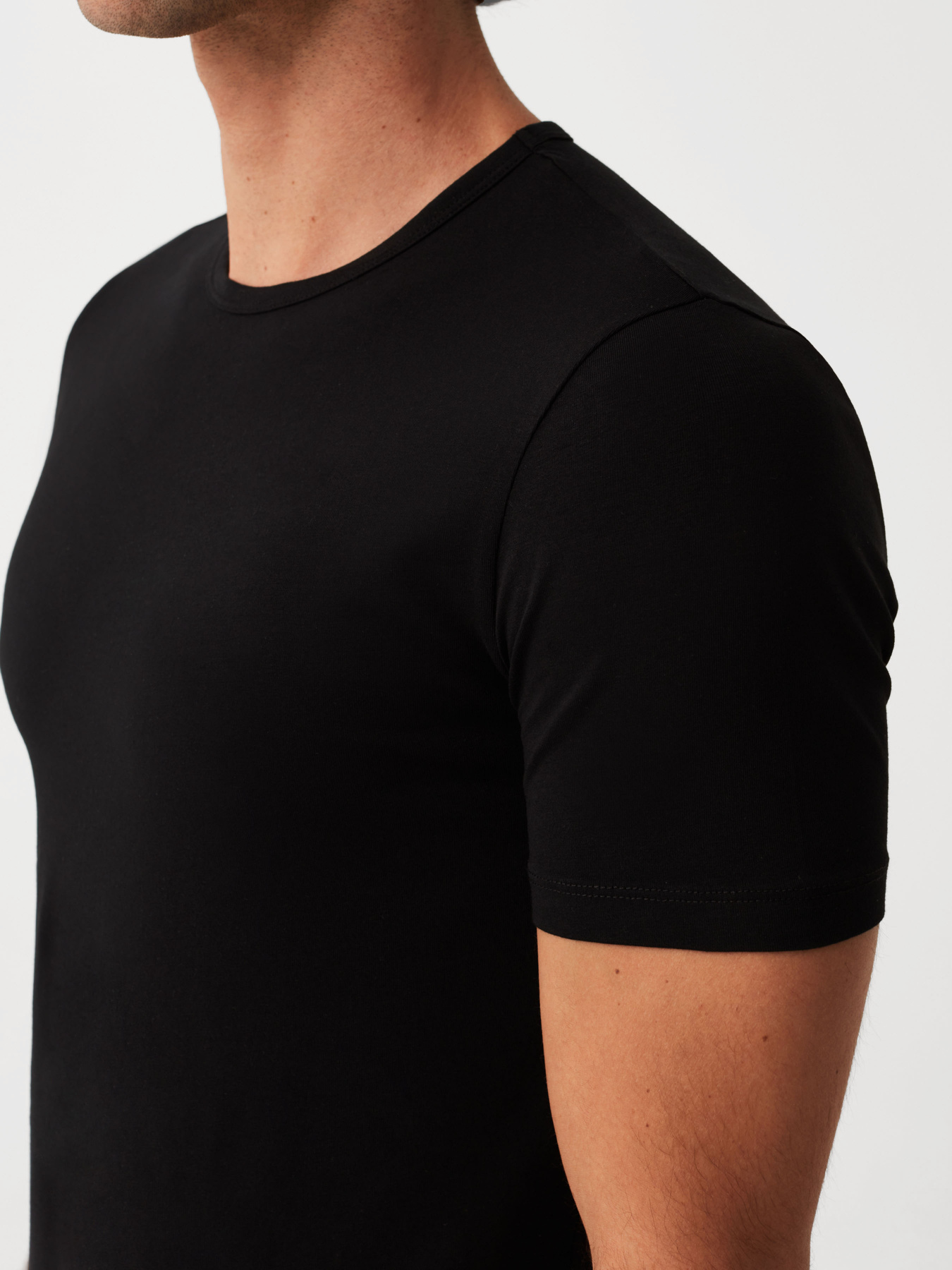 Футболка OVS модель 1699380 Фото