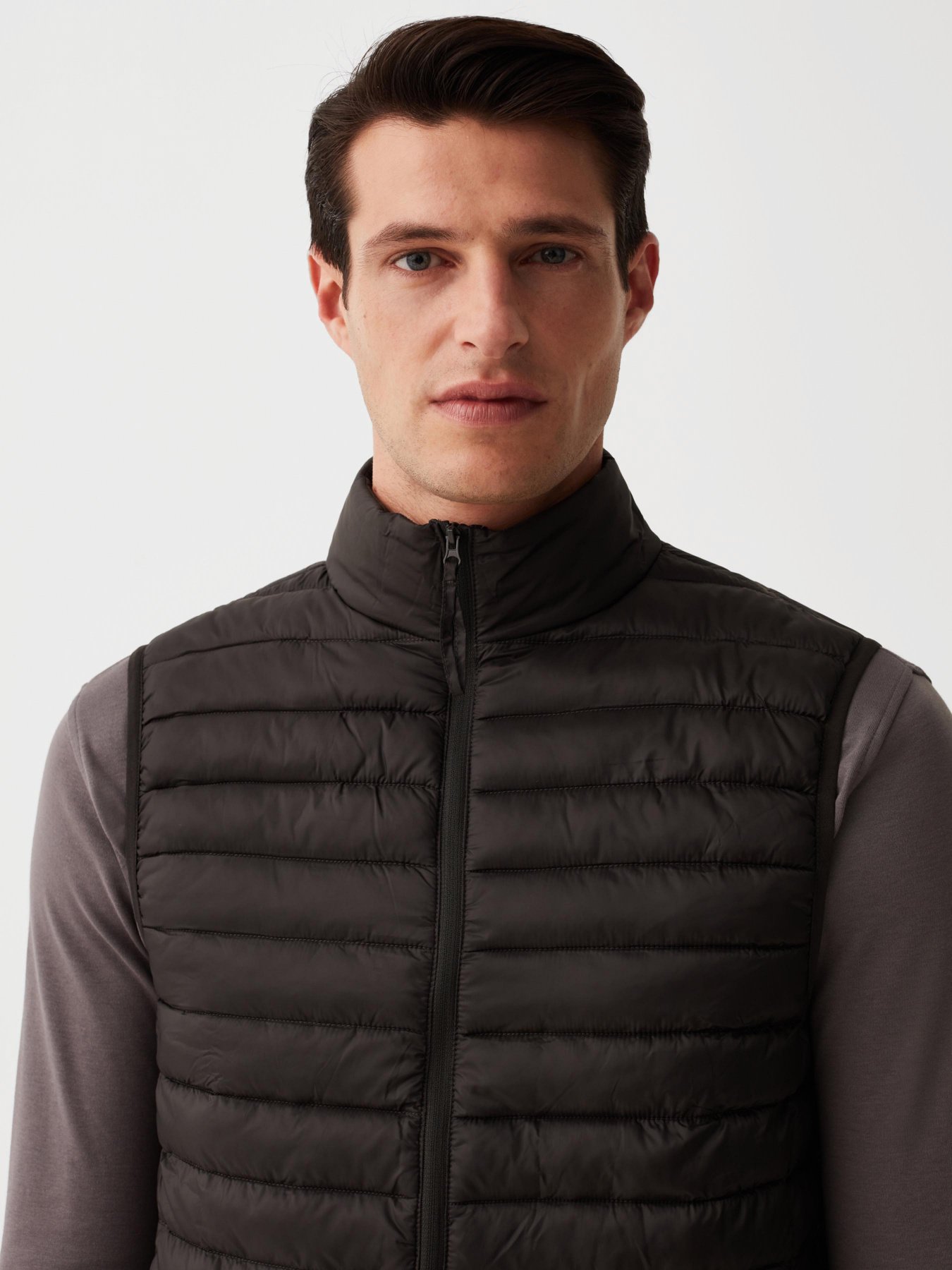 Жилет с утеплителем OVS модель 1819048 Фото