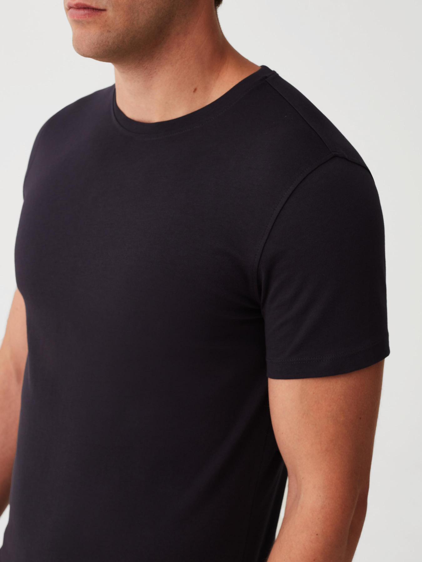 Футболка OVS модель 1842682 Фото