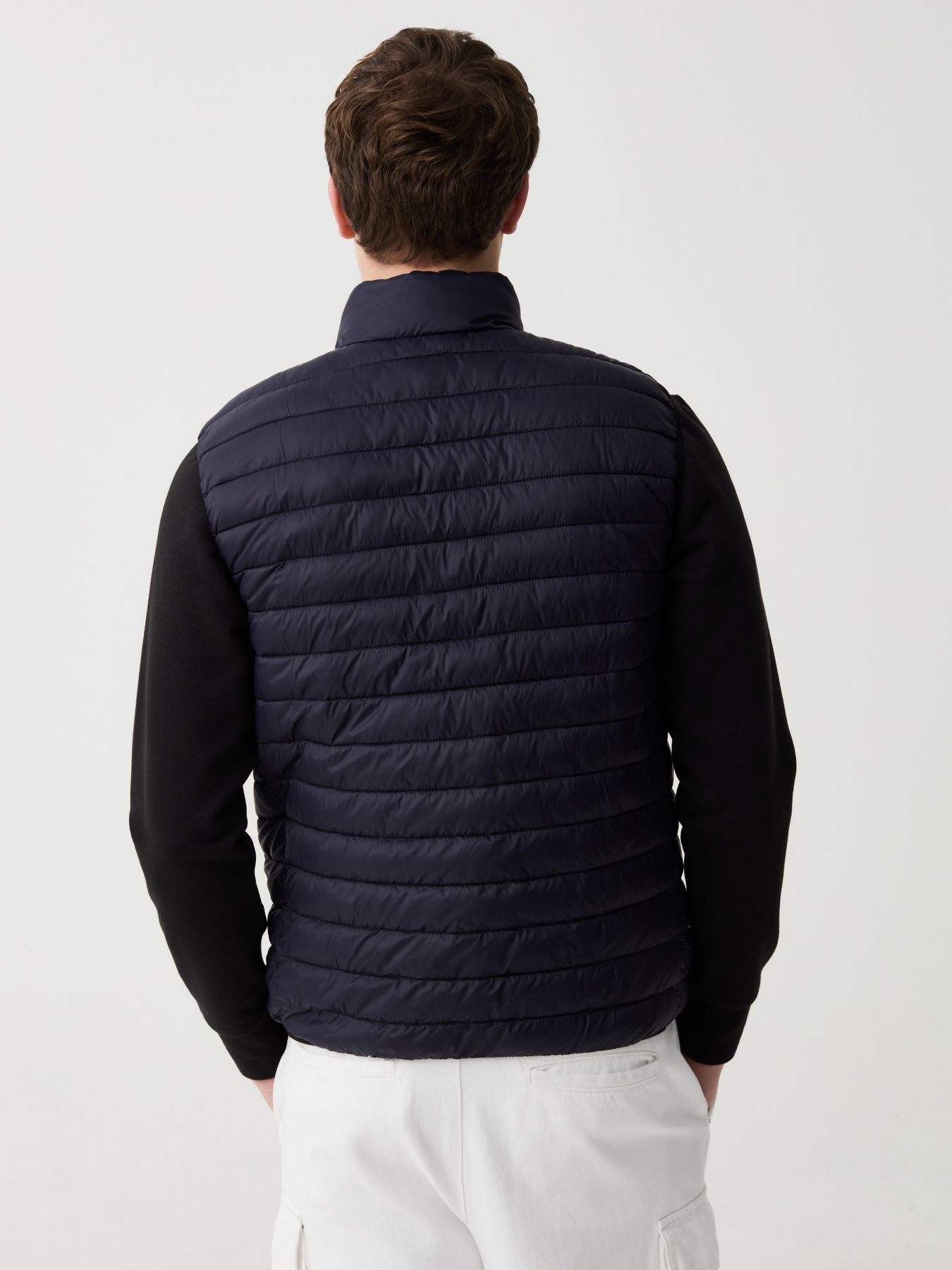 Утепленный жилет OVS модель 1940372 Фото