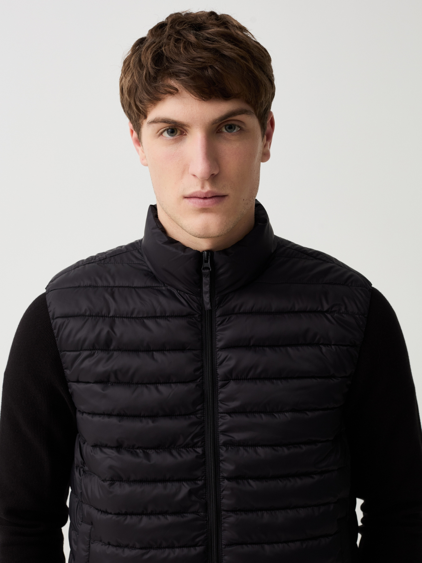 Утеплений жилет OVS модель 1940378 Фото