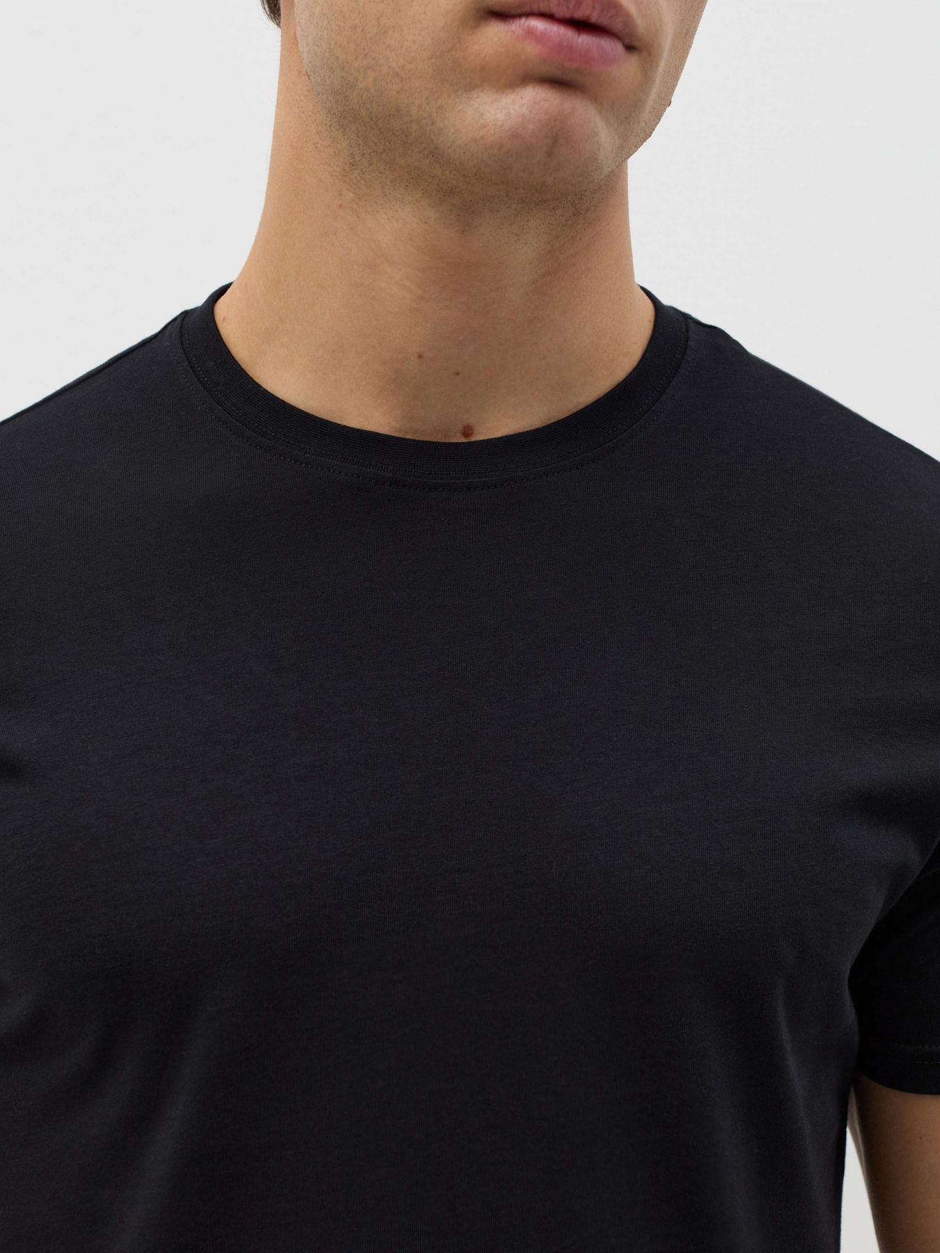 Футболка OVS модель 2175994 Фото