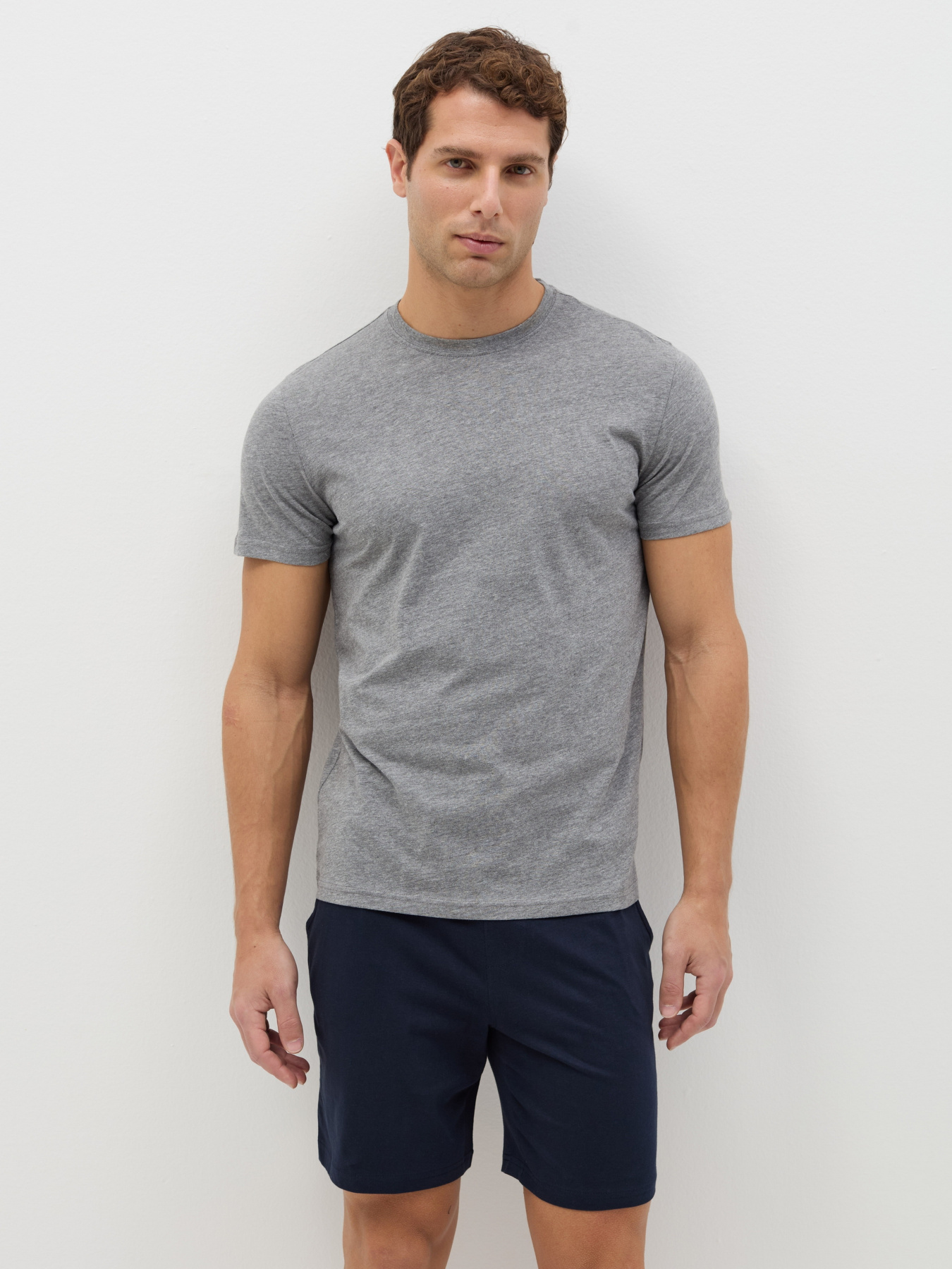 Футболка OVS Модель 2176116 Фото