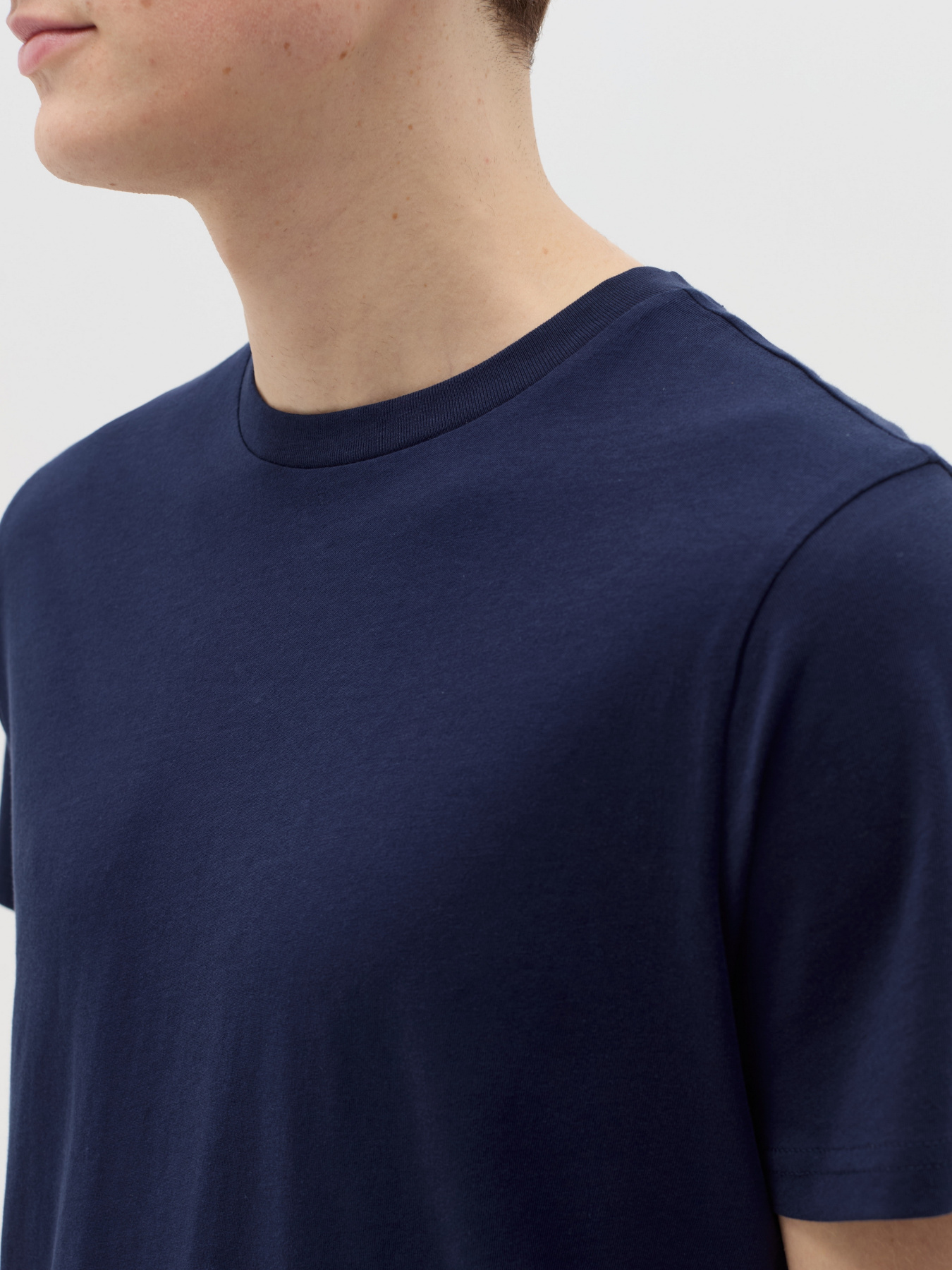 Футболка OVS модель 2259686 Фото