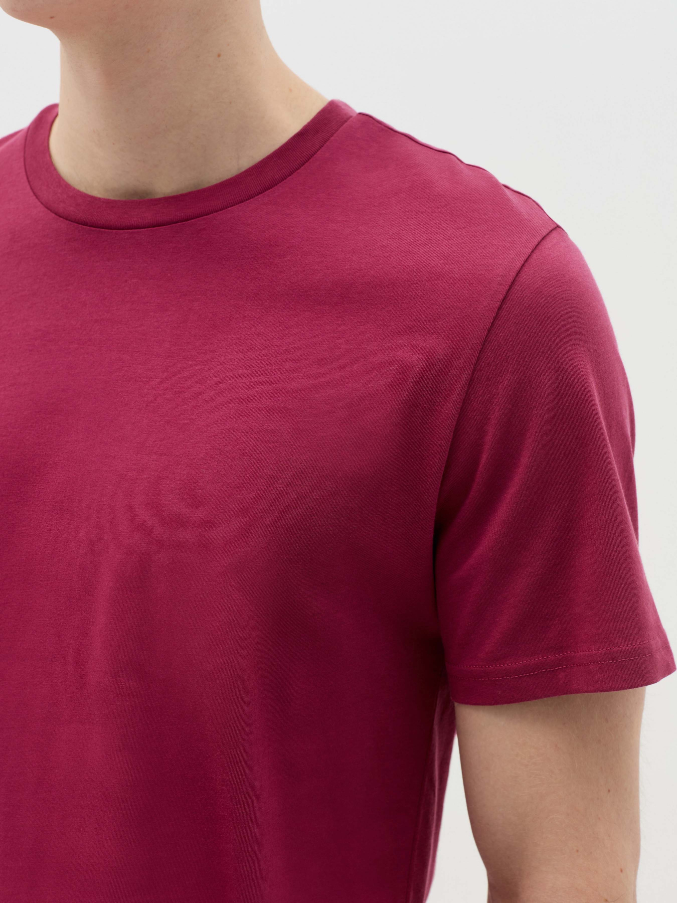 Футболка OVS модель 2259716 Фото