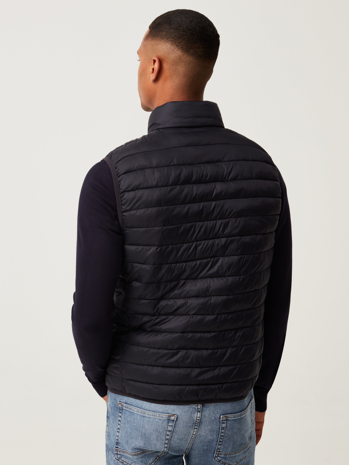 Утеплений жилет OVS модель 1580513 Фото