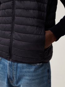 Жилет с утеплителем OVS модель 1688018 Фото