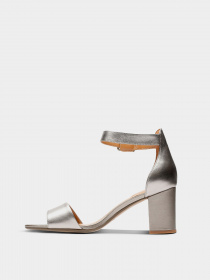 Босоніжки Clarks Deva Mae модель 26133032 Босоніжки Clarks Deva Mae модель 26133032 Фото