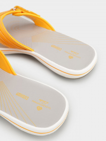 Вьетнамки Clarks Brinkley Sea модель 26158576 Фото