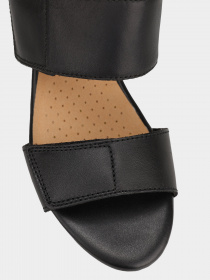 Босоножки Clarks модель 26160438 Фото