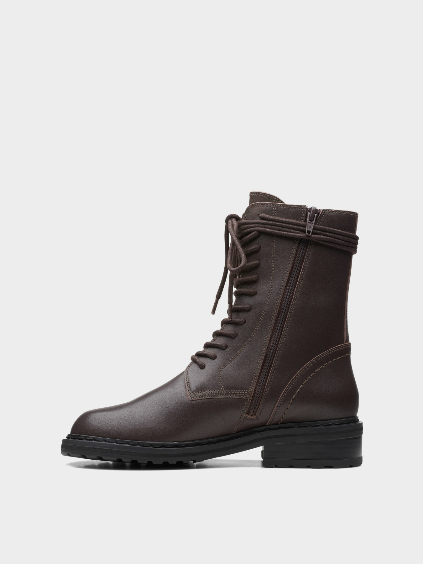 Ботинки Clarks Tilham Lace модель 26168700 Фото