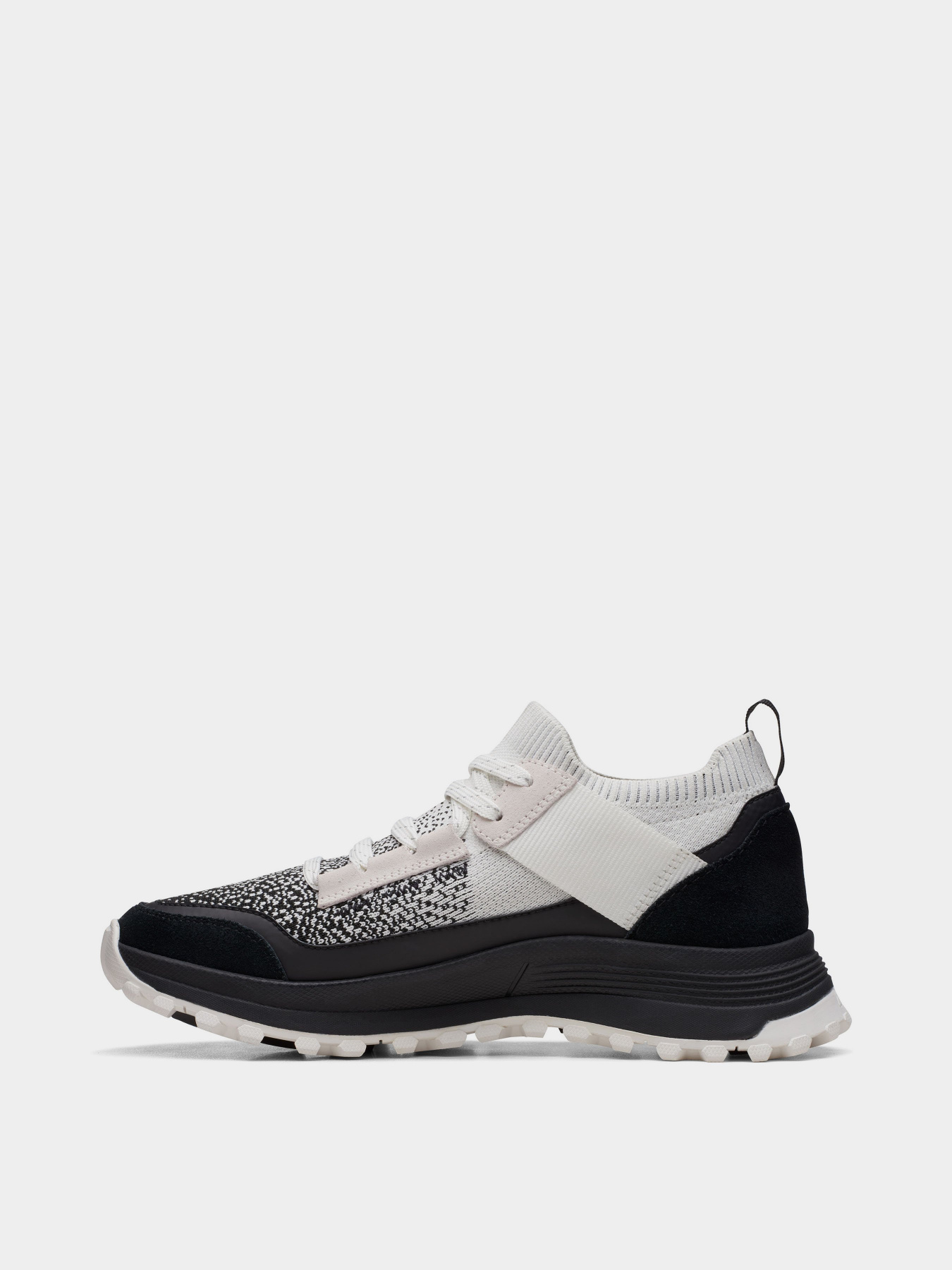 Кросівки повсякденні Clarks Atltrekknit Wp модель 26170573 Фото