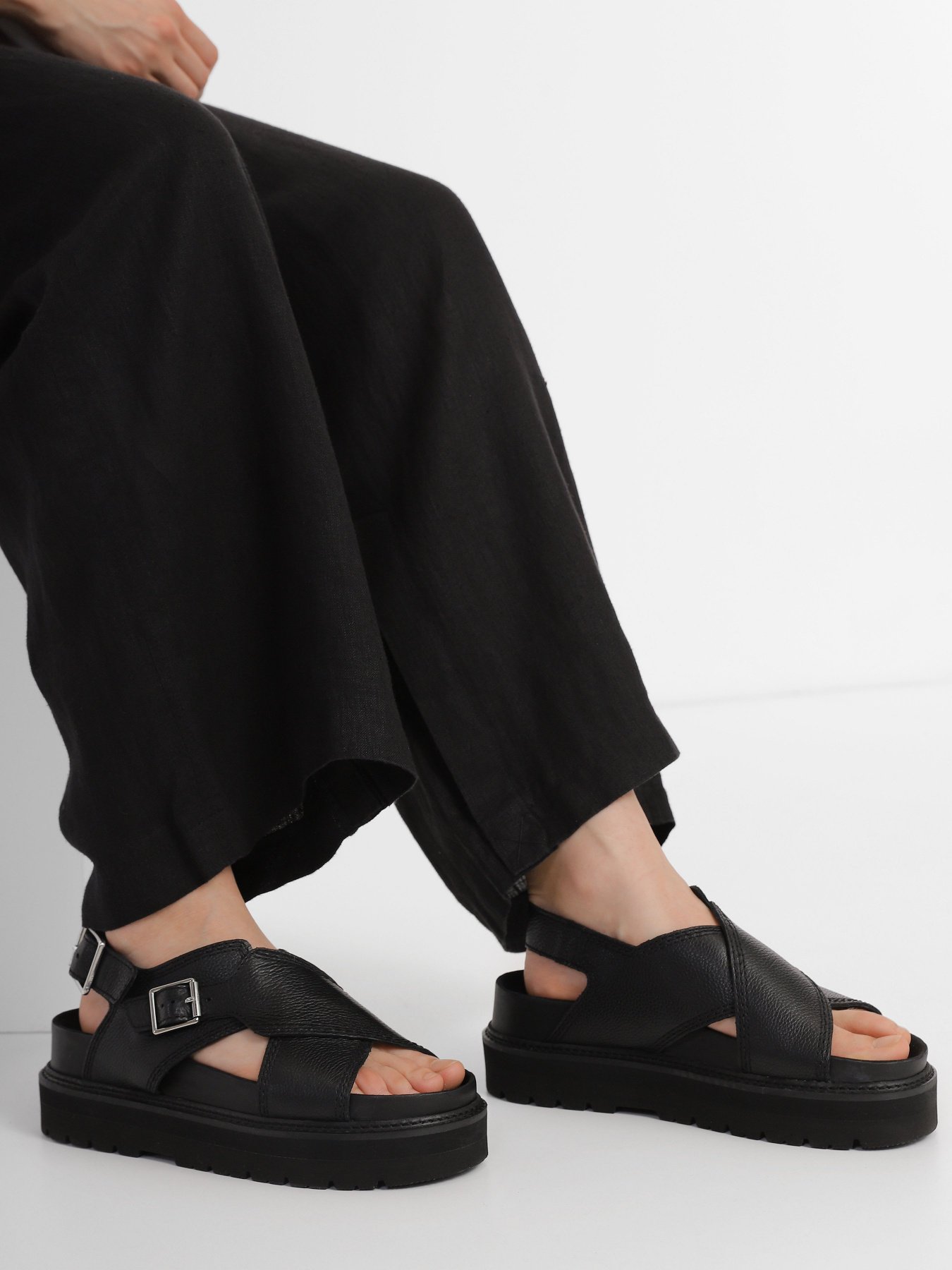 Сандалії Clarks Orianna Roam модель 26171031 Фото