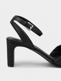 Босоніжки Clarks Seren65 Strap модель 26171056 Фото