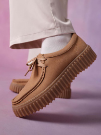 Напівчеревики Clarks Torhill Bee модель 26172084 Фото