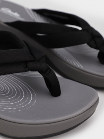 Вьетнамки Clarks Arla Kaylie 2 модель 26172468 Фото